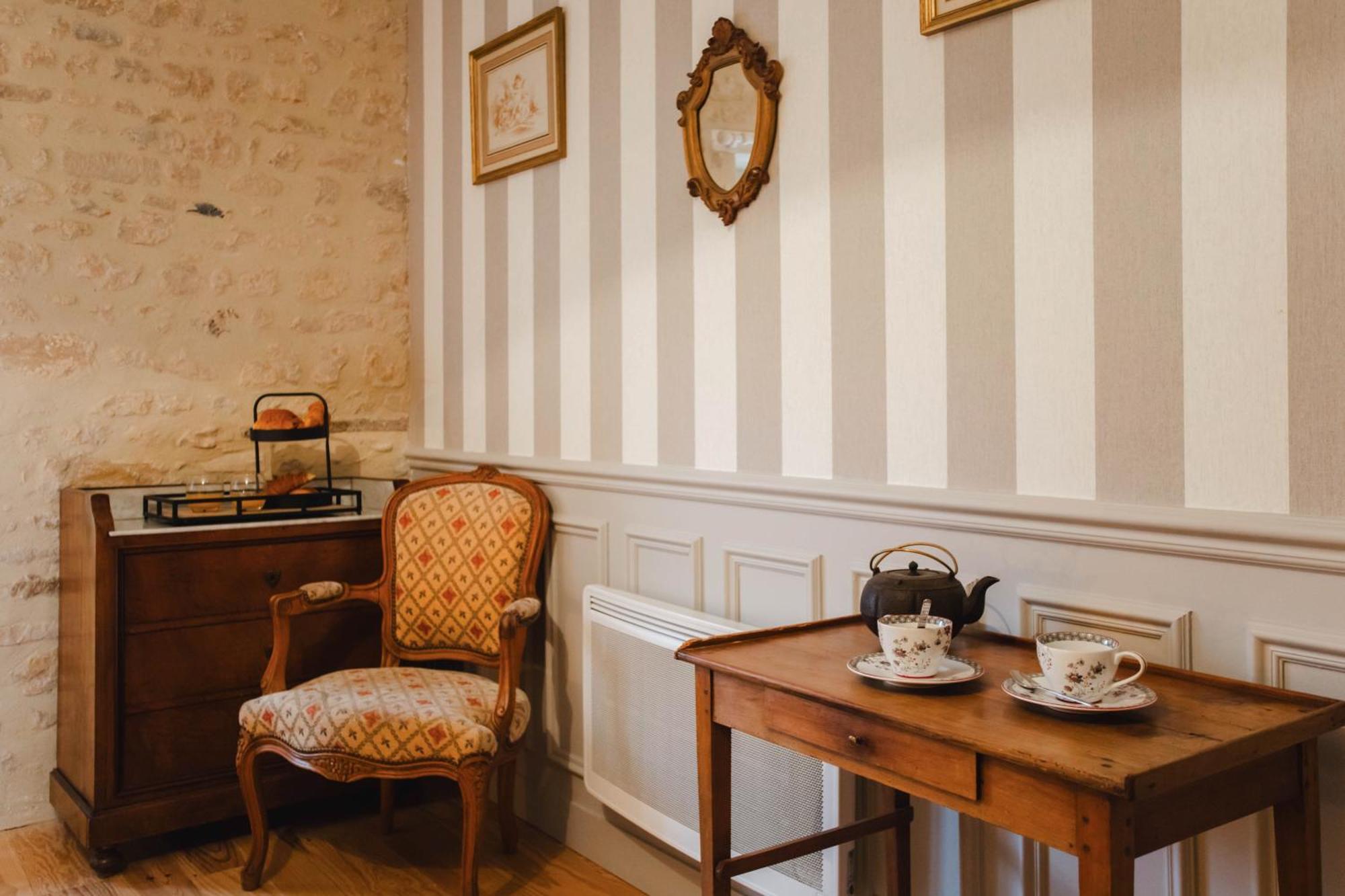 Le Manoir Des Marronniers Hotel Sully  Kültér fotó